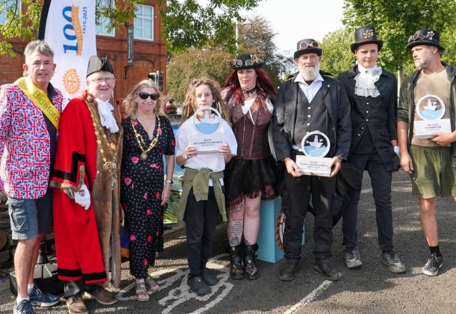 Smurfit Westrock Atlas Sponsors the Bideford Water Festival Cardboard Boat Regatta