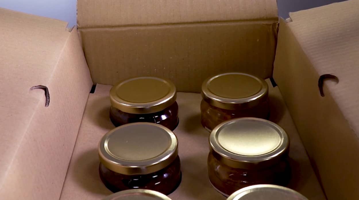 Otter vale with atlas packaging